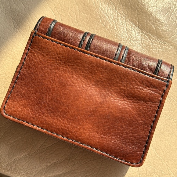 Fossil Wallet - Picture 2 of 5